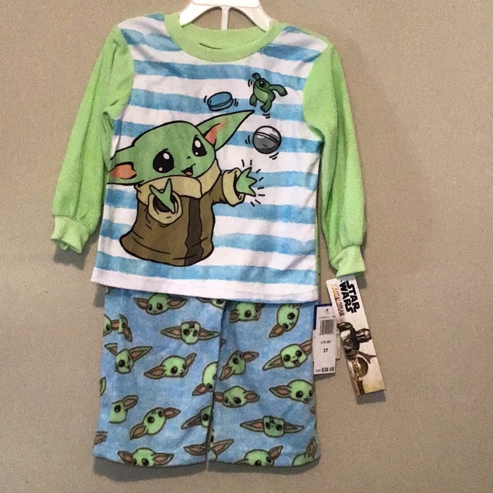 Star Wars Baby Yoda 2pc Pajama Set 2T New